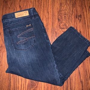 Women’s Seven Capris